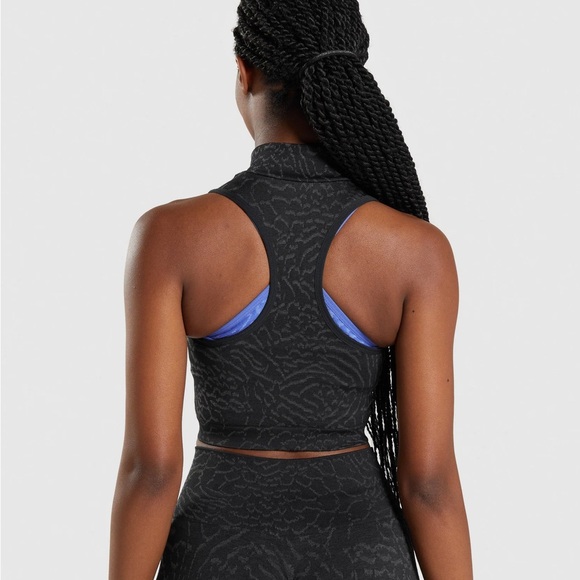 Gymshark Black Adapt Camo Set Medium Crop Top And Leggings - Picture 8 of 9